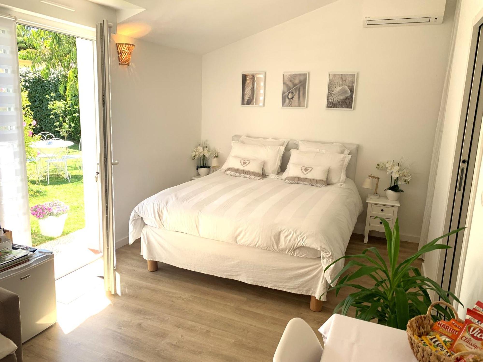 סיס-פור-לה-פלאז' Chambre D'Hotes De Charme Merbleuesoleil מראה חיצוני תמונה